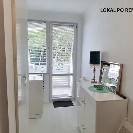 Maly Przytulny Apartament Z Widokiem Na Morze - Po Remoncie * Międzyzdroje